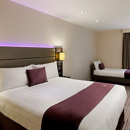 Premier Inn Gatwick Crawley Town West Esterno foto